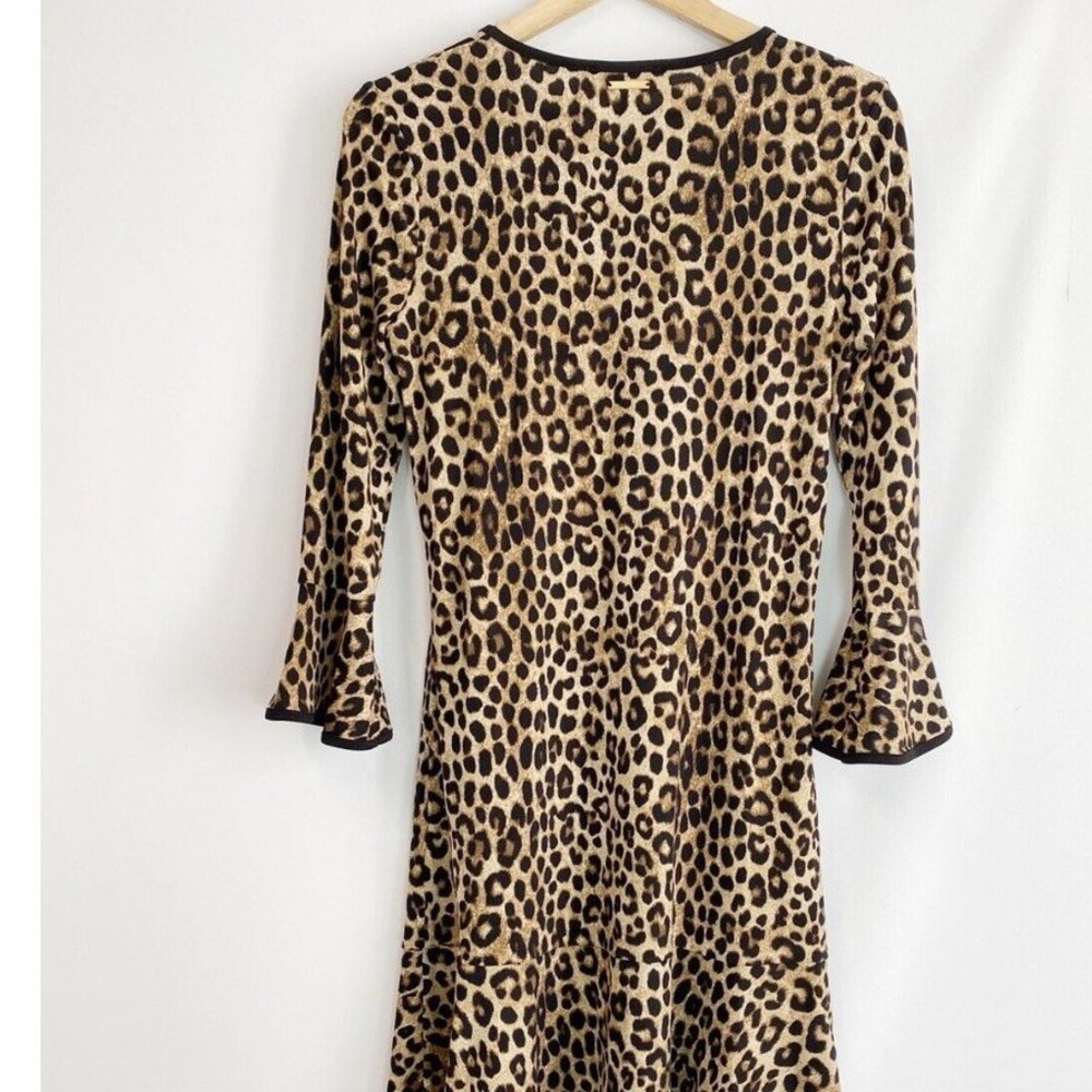 Chic Leopard Long Sleeve Dress